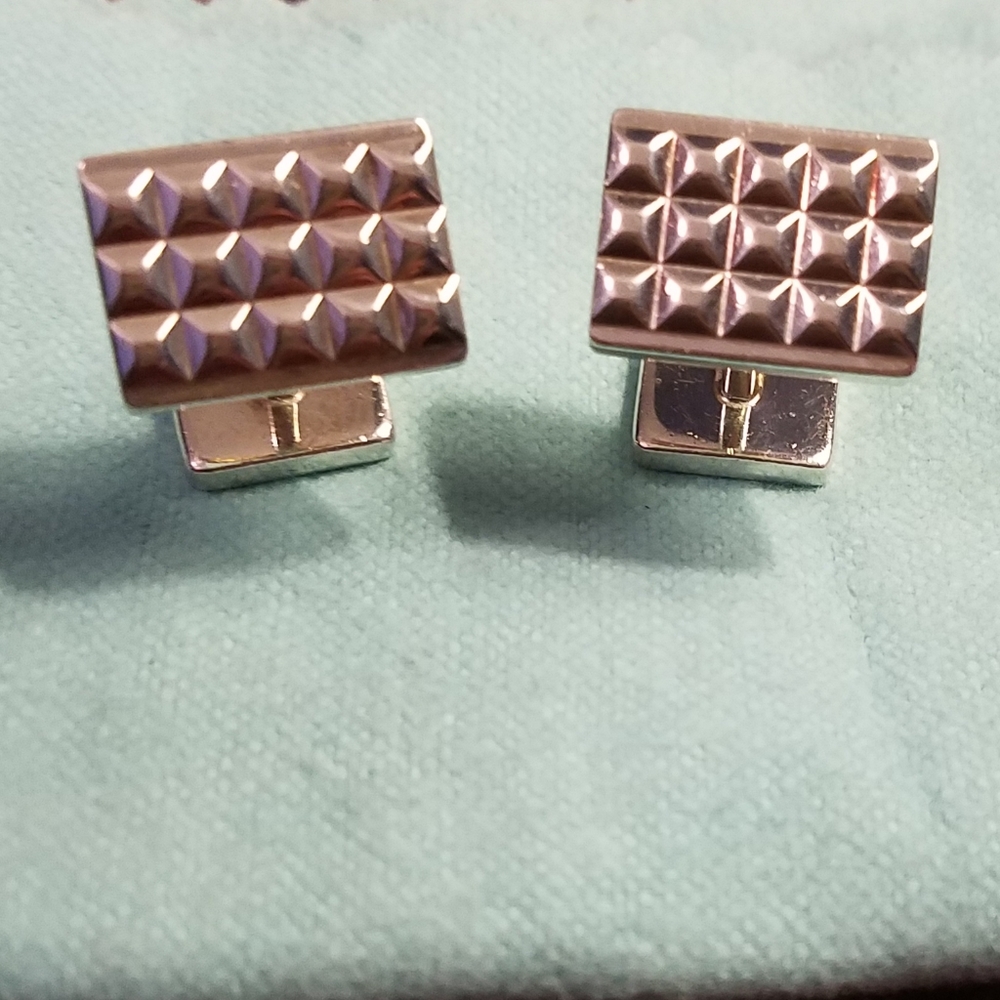 Tiffany & Co. Men's Silver 925 Cufflinks 🎉🎉Host Pick🎉